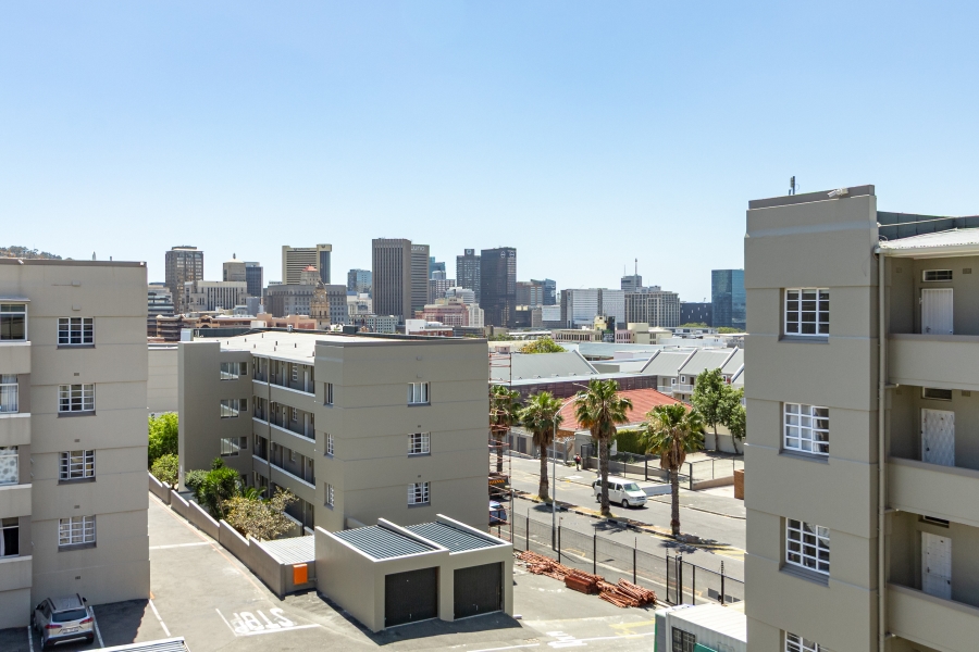 3 Bedroom Property for Sale in Zonnebloem Western Cape